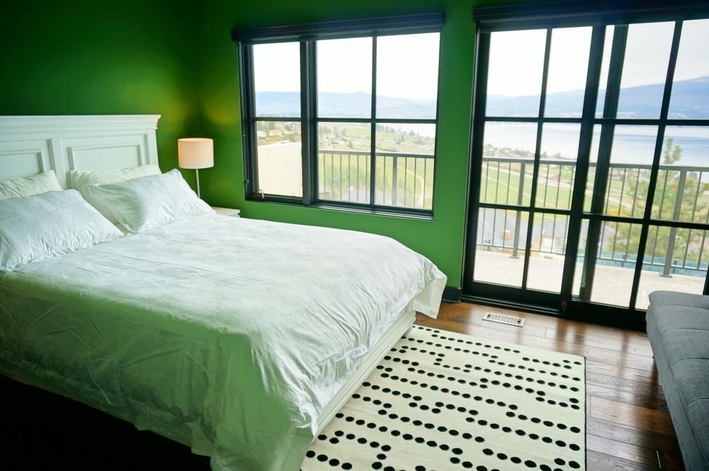 Mission Hill Lake View Villa كيلونا الغربية المظهر الخارجي الصورة