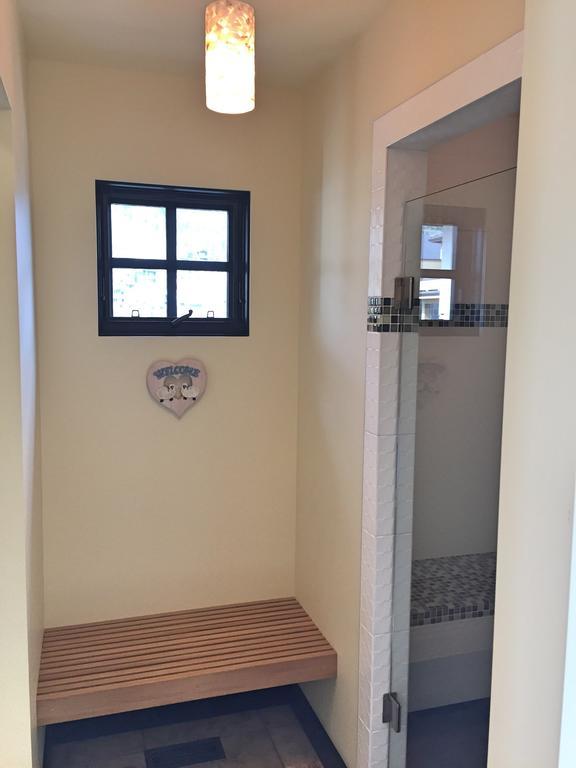 Mission Hill Lake View Villa كيلونا الغربية المظهر الخارجي الصورة