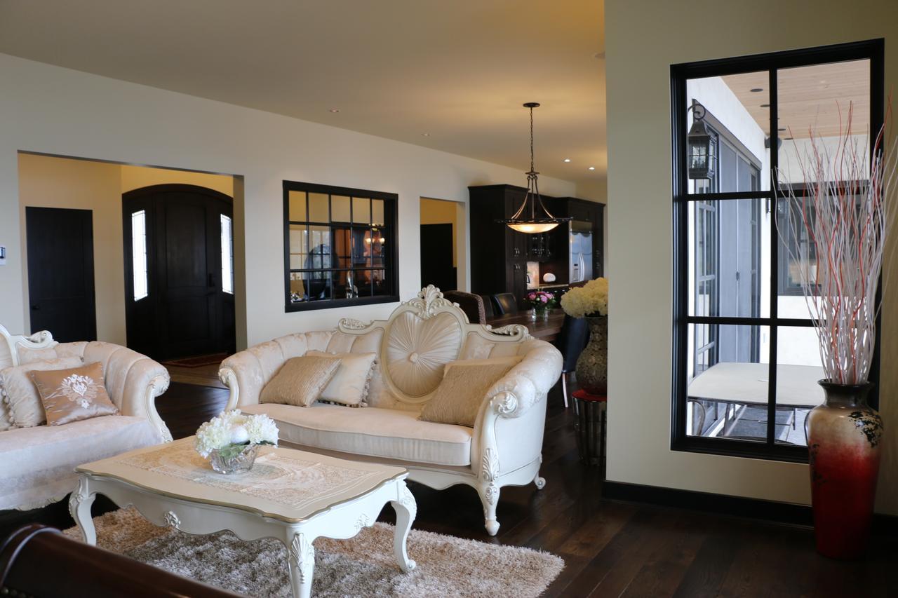 Mission Hill Lake View Villa كيلونا الغربية المظهر الخارجي الصورة